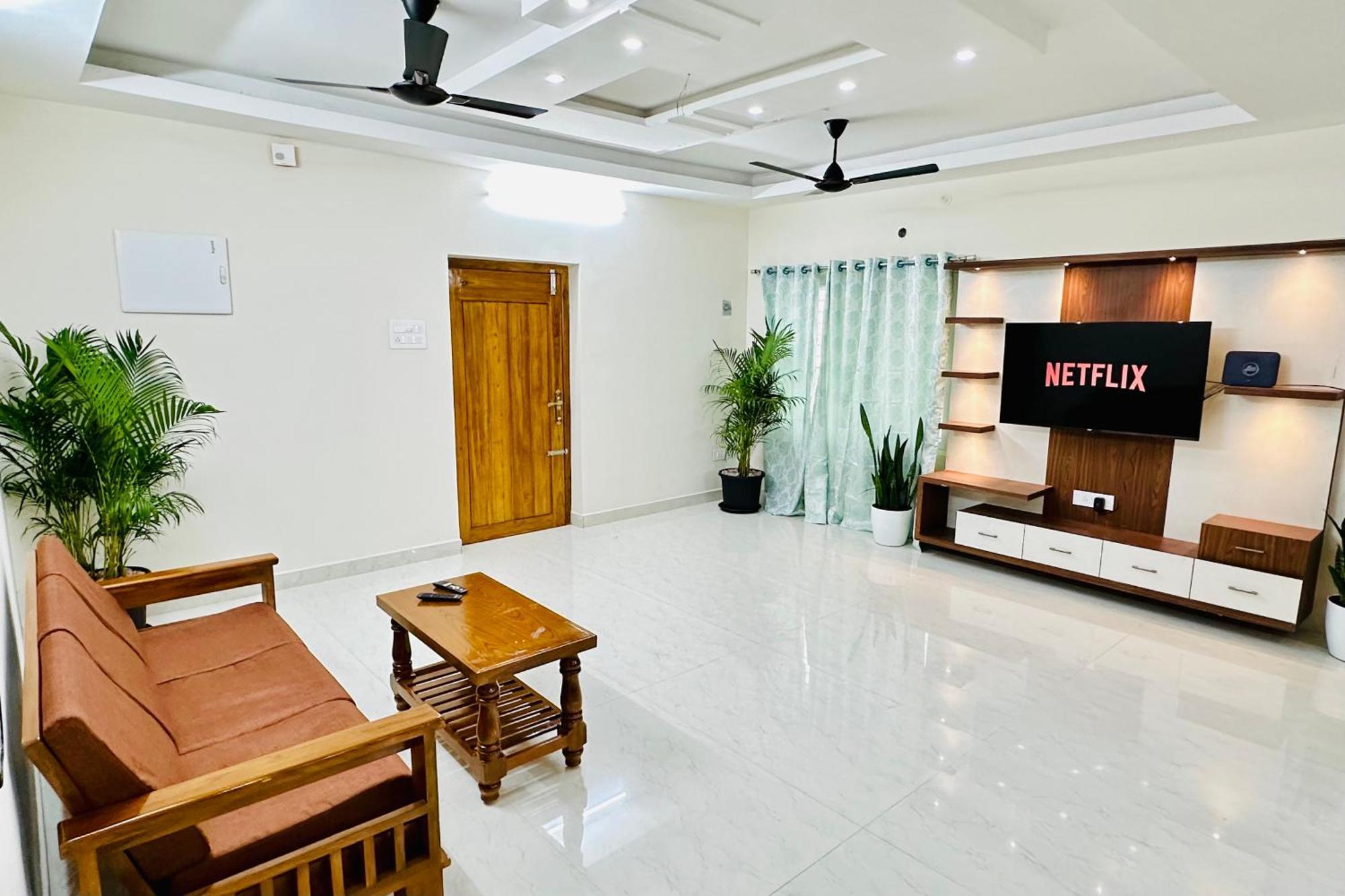 Truelife - 3Bhk Ac Apartments For Large Family - Best Location - Direct Flyover To Alipiri Gate - Walk To Ps4 Veg Restaurant - Modular Kitchen - Super Fast Wifi - Android Tv - 250 Jio Channels - Easy Access To All Temples - Top Service With Lots Of L Tirupati Zewnętrze zdjęcie