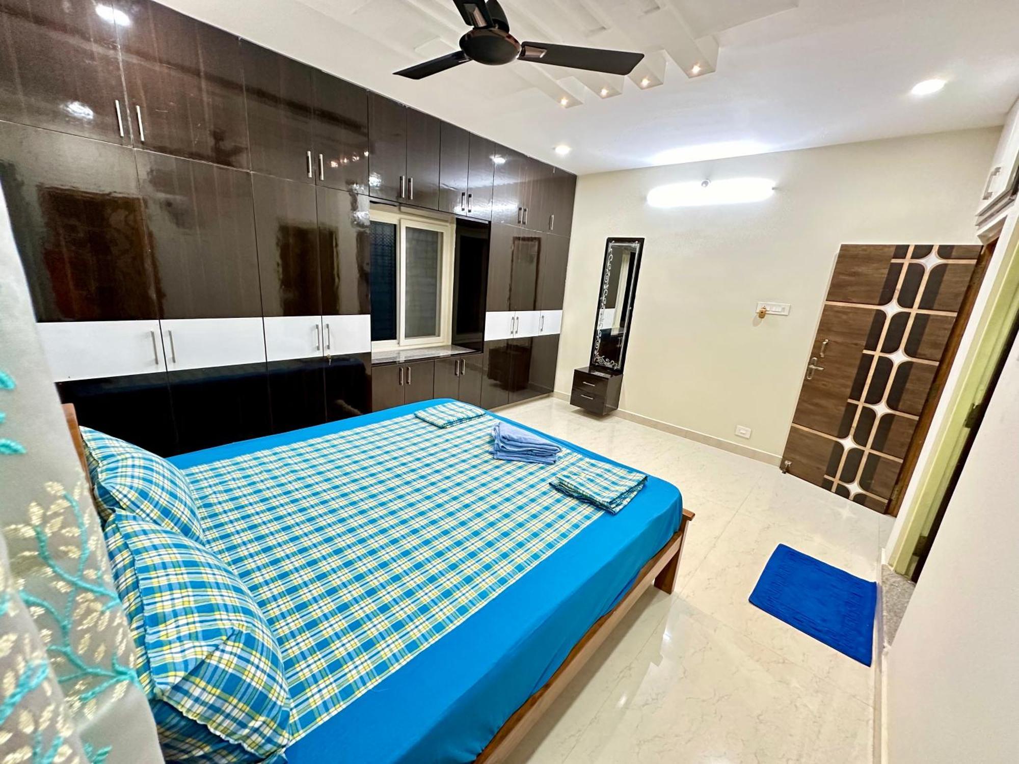 Truelife - 3Bhk Ac Apartments For Large Family - Best Location - Direct Flyover To Alipiri Gate - Walk To Ps4 Veg Restaurant - Modular Kitchen - Super Fast Wifi - Android Tv - 250 Jio Channels - Easy Access To All Temples - Top Service With Lots Of L Tirupati Zewnętrze zdjęcie