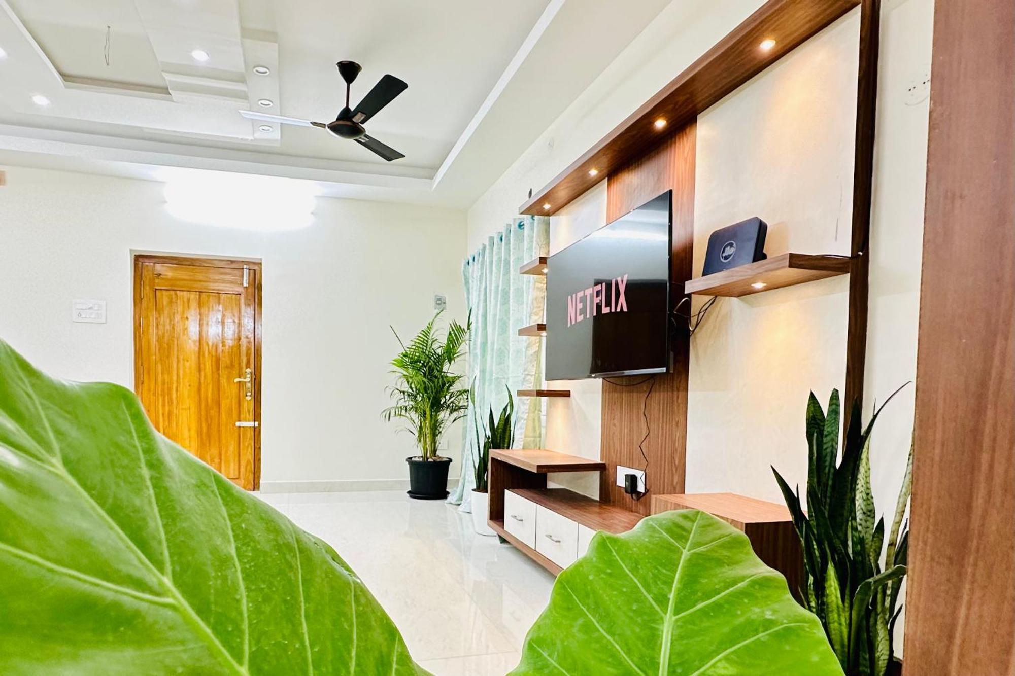 Truelife - 3Bhk Ac Apartments For Large Family - Best Location - Direct Flyover To Alipiri Gate - Walk To Ps4 Veg Restaurant - Modular Kitchen - Super Fast Wifi - Android Tv - 250 Jio Channels - Easy Access To All Temples - Top Service With Lots Of L Tirupati Zewnętrze zdjęcie